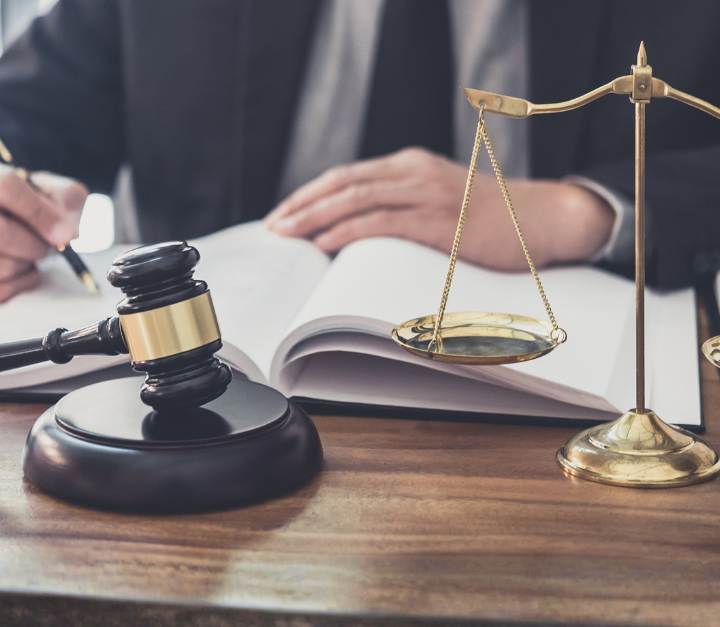 Felnőttképzési jogszabályváltozások 2026-ban: mire figyeljen a HR és a cégvezetés?