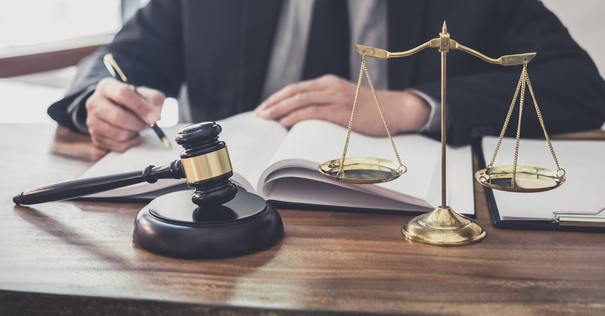 Felnőttképzési jogszabályváltozások 2026-ban: mire figyeljen a HR és a cégvezetés?